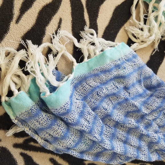 Sperry Blue Scarf - Picture 5 of 5